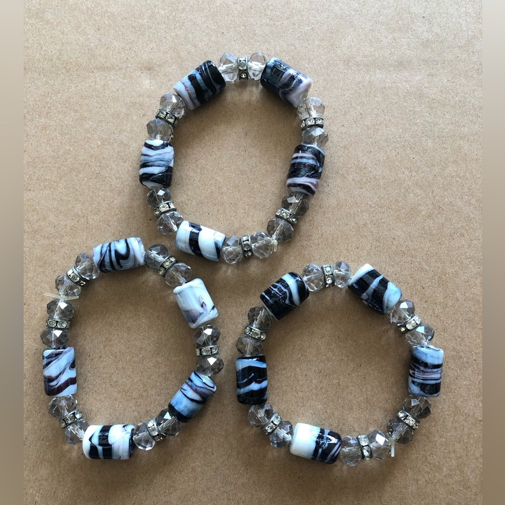 3/$40 Black & White Glass beads 3 bracelets